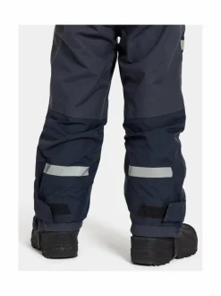 Pilvi- vedenpitävät ulkoiluhaalarit