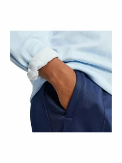 Pinstripe-collegepaita