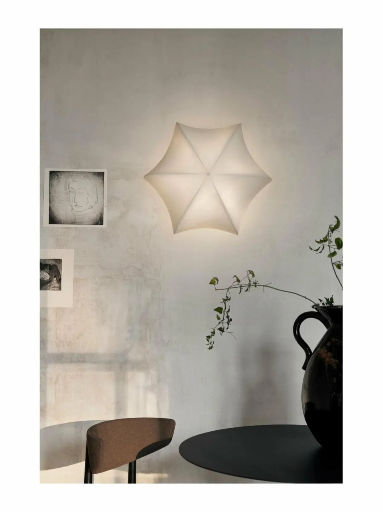 Poem-seinä-/kattovalaisin