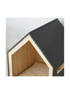 Puinen lemmikkitalo - Symmetrinen