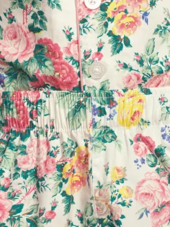 Pyjamapaita ja -shortsit