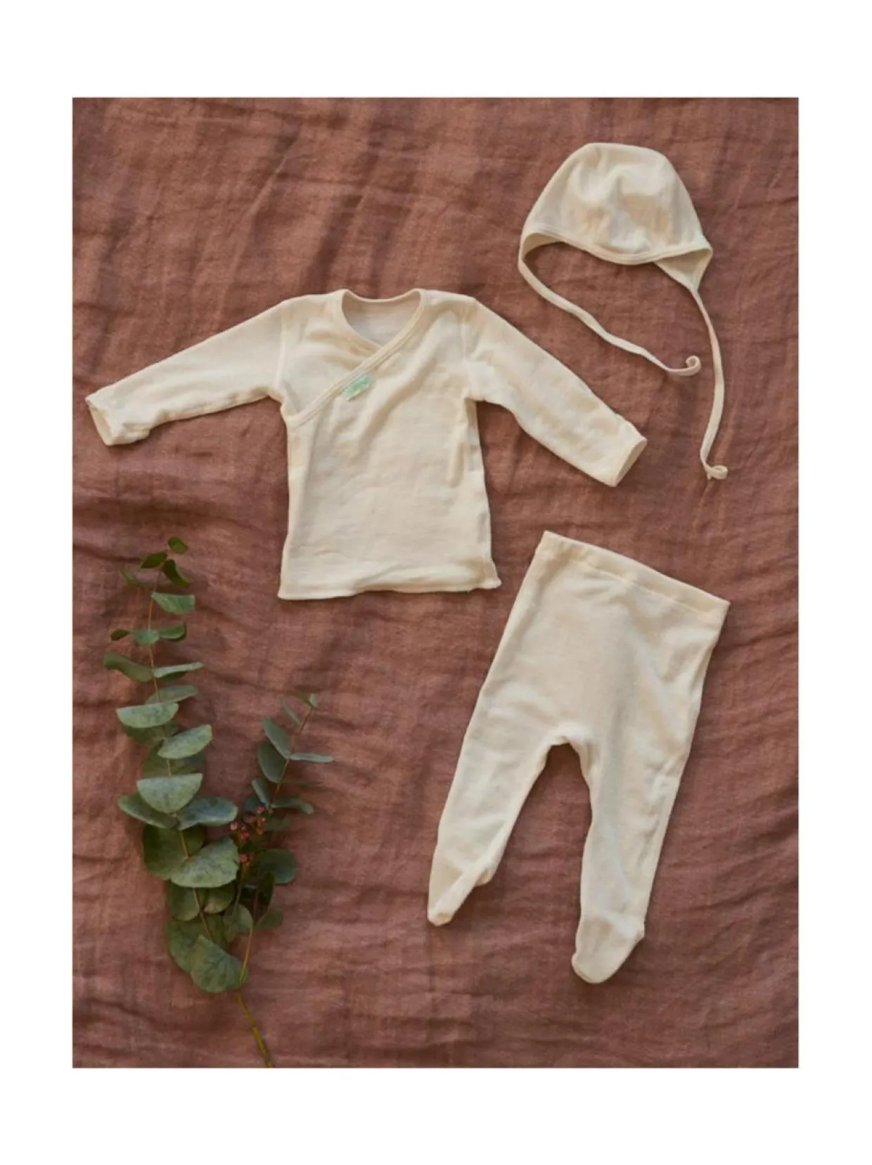 Ruskovilla vauvan ensisetti 50 cm