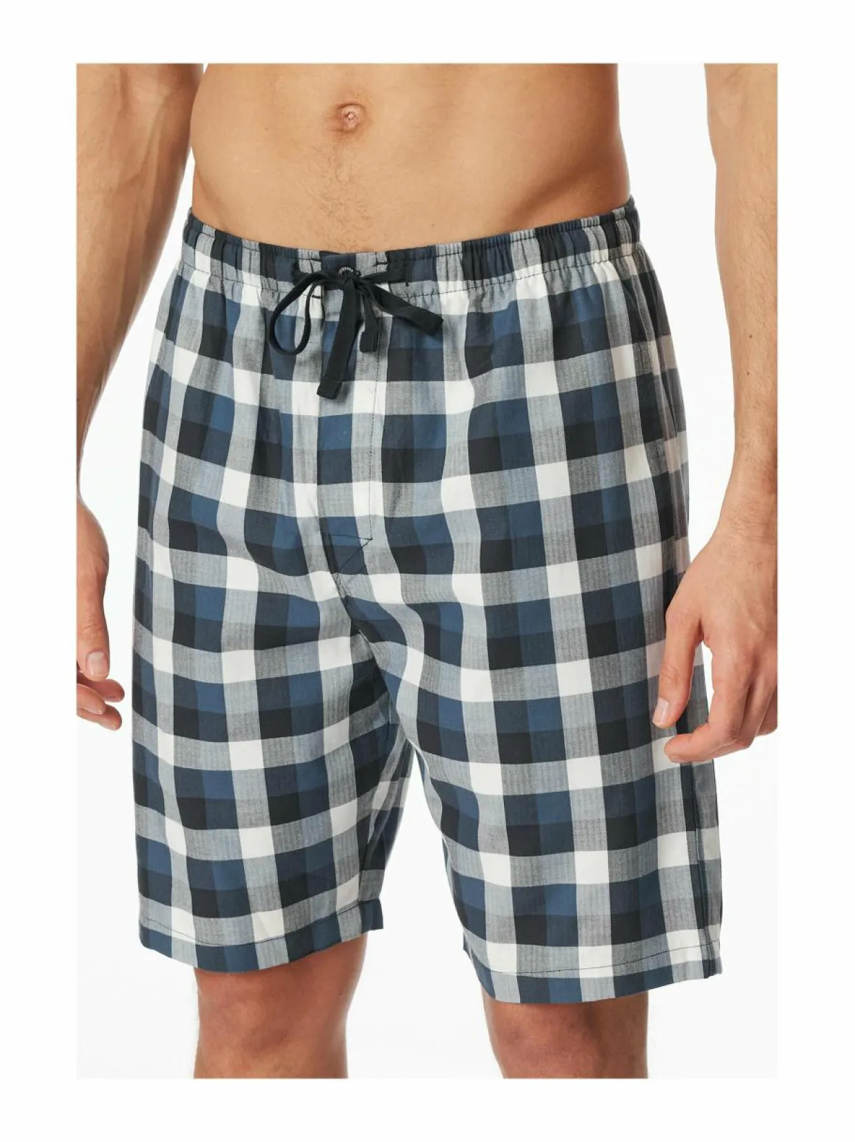 Ruudulliset bermudashortsit