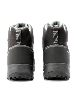 Sarva Vakke M talvikenkä nastoilla