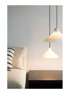 Seam L -kattovalaisin