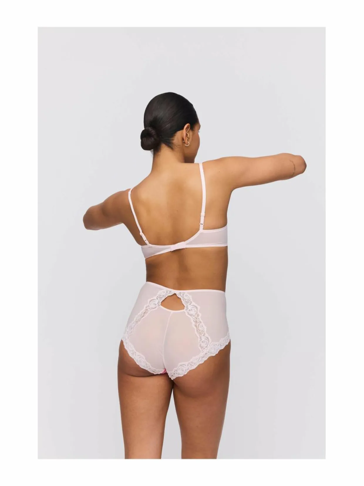 Selyna Padded -kaarituelliset rintaliivit