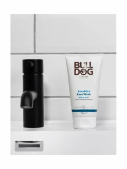 Sensitive Face Wash -puhdistustuote 150 ml