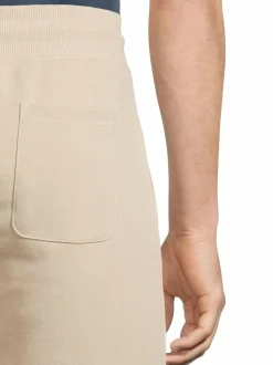 Shield-collegeshortsit