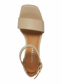 Sinna-nahkasandaalit