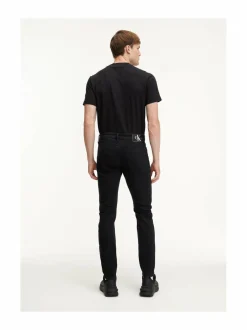 Slim Fit Tapered -farkut