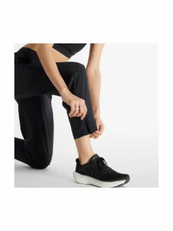 Sport Essentials Performance -housut