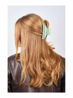 Spring Garden Biggest -hiusklipsi