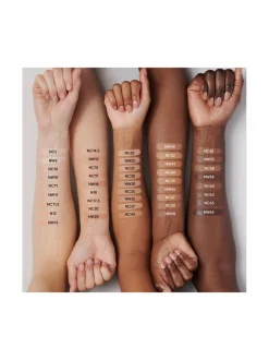 Studio Radiance 24Hr Luminous Lift Concealer -peitevoide