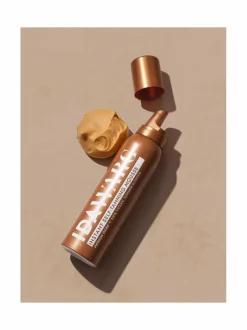 Sävytetty itseruskettava vaahto Medium Dark, 150 ml