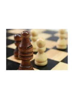 TACTIC Sakkipeli Lyijyrasissa