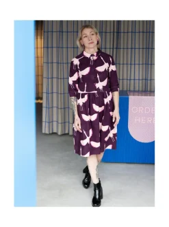 Tanja mekko, Rising Crane