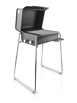 Terassigrillin jalat ja sivupöytä