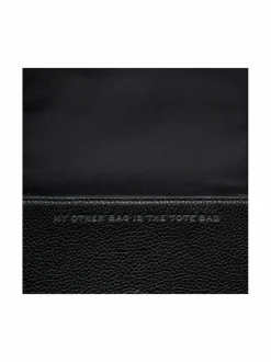 The Mini Bag -nahkalaukku