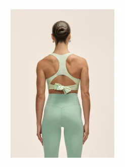 Tie Back -treenitoppi