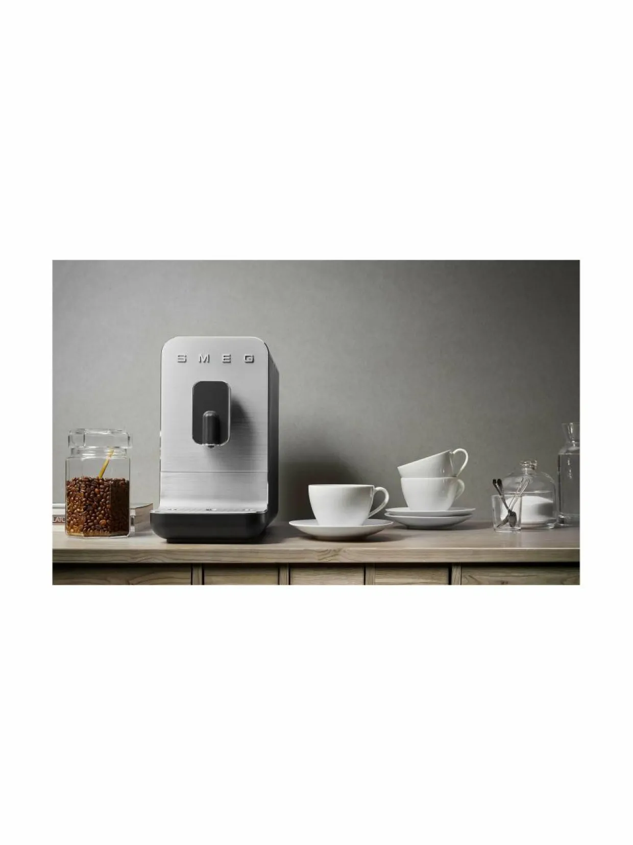 Täysautomaattinen kahvikone