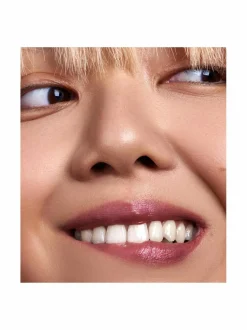 Velvet Wear Cream -huulipuna