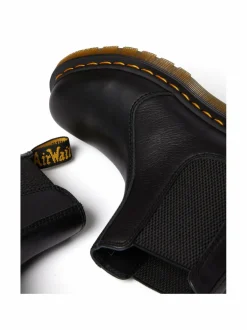 Virginia Chelsea -nahkanilkkurit