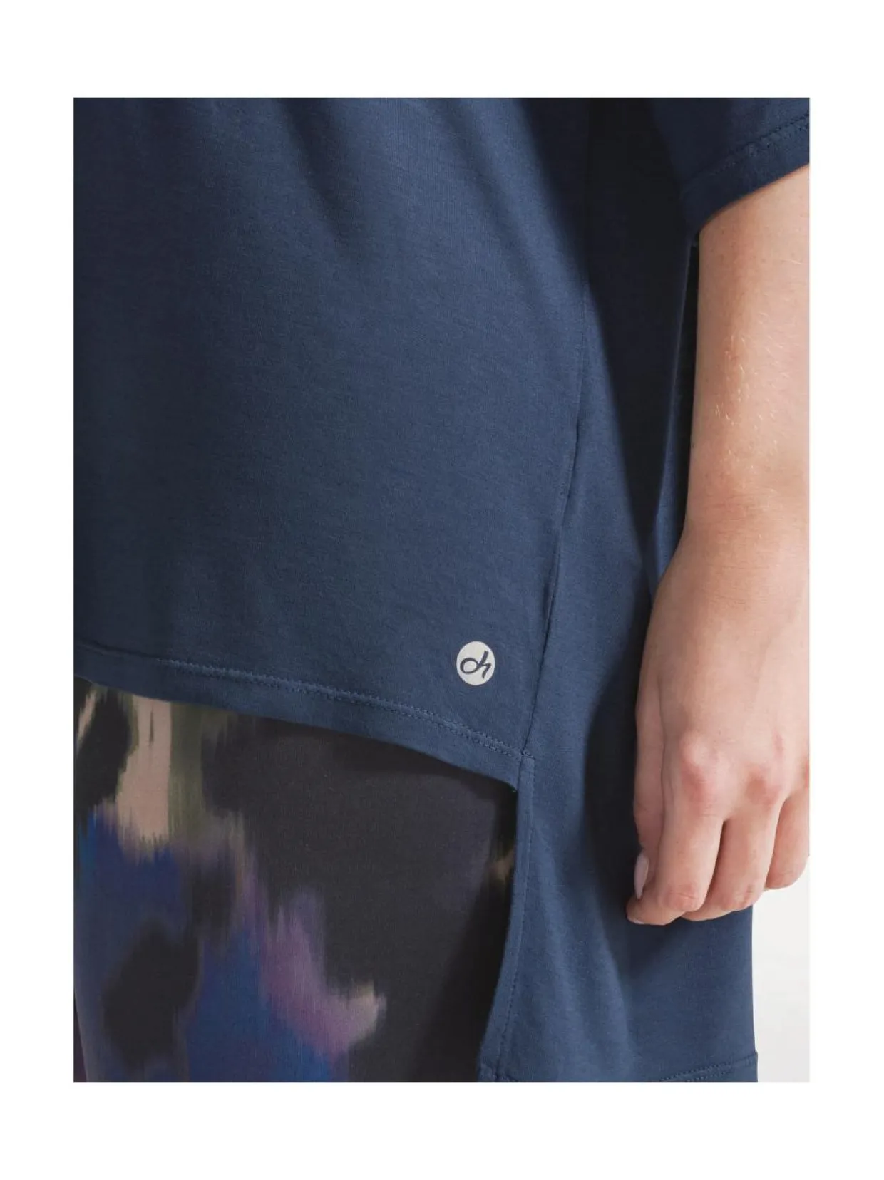 Väljä viskoosipaita