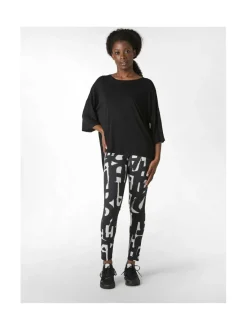 Väljä viskoosipaita, musta