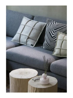 Väre-tyyny 45x45cm huopa