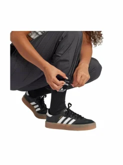 Wales Bonner -joggerit