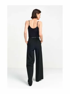 Wide Leg -prässihousut