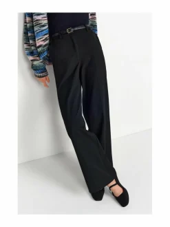 Wide Leg -prässihousut