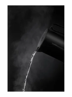 WSDK-2000B Svart Format -vedenkeitin 1,25L