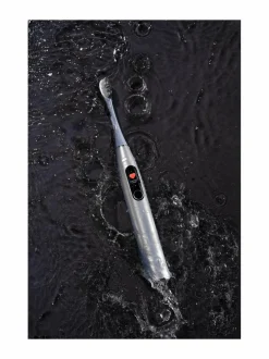 X Pro Digital -sähköhammasharja